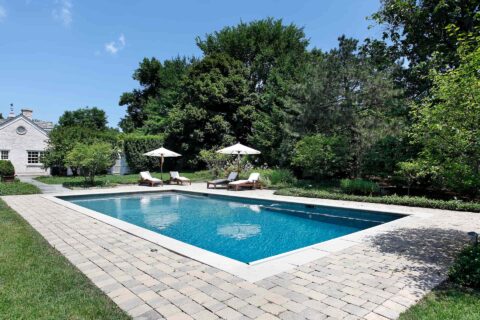 Local Outdoor Swimming Pool Contractors London