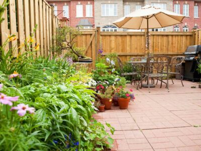 Garden fencing services London